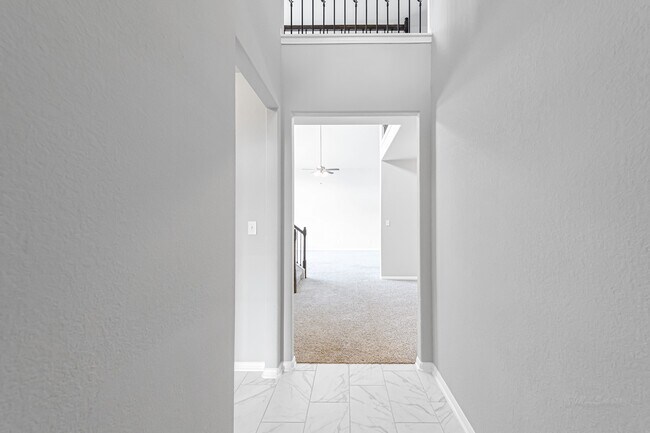 Photo - 5462 Grand View Dr