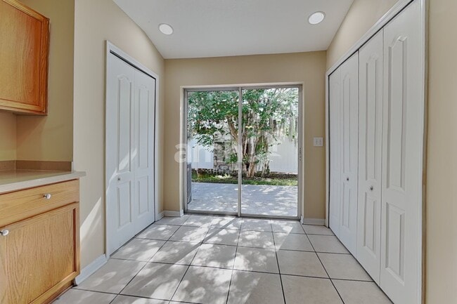Photo - 10234 Perthshire Cir