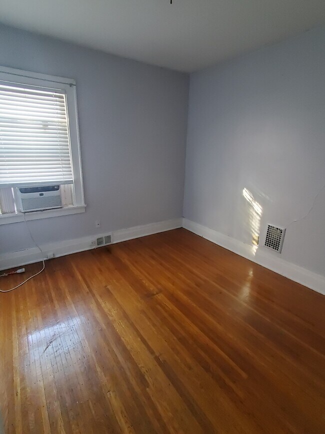 Photo - 2 Regent St Unit #3