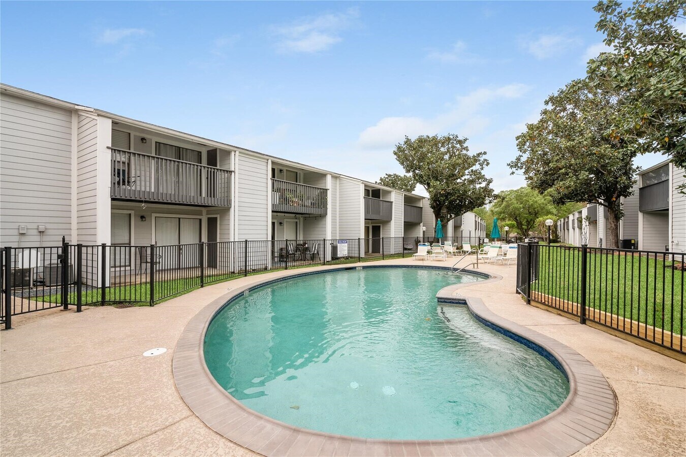 Photo - 13151 Walden Rd Unidad 137