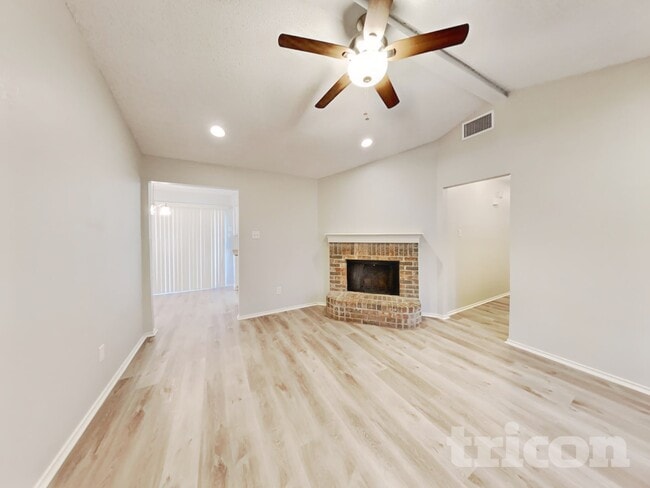 Photo - 14605 Otoe Dr