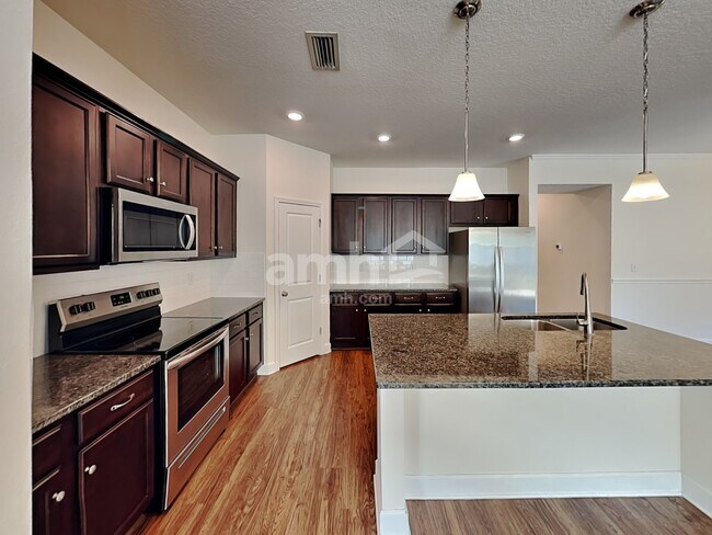 Photo - 511 Pine Terrace Dr