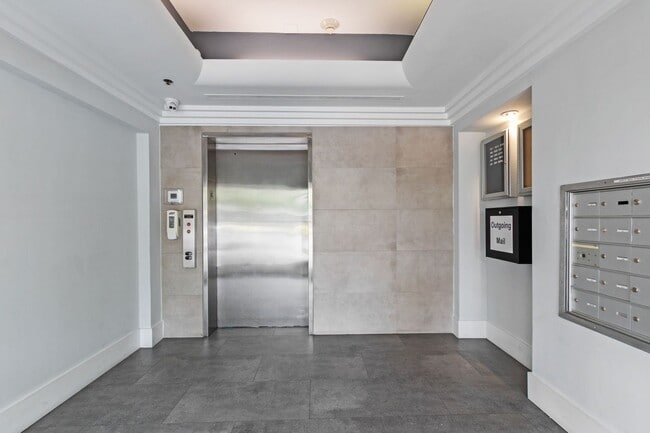 Photo - Luxury 2BR Penthouse in Coconut Grove | 1.5 Bath | Prime Miami Location