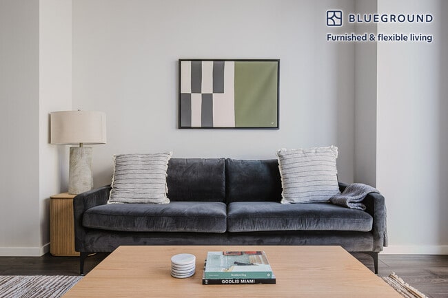 5252 S Cornell Ave Unit SI FL10-ID1159
