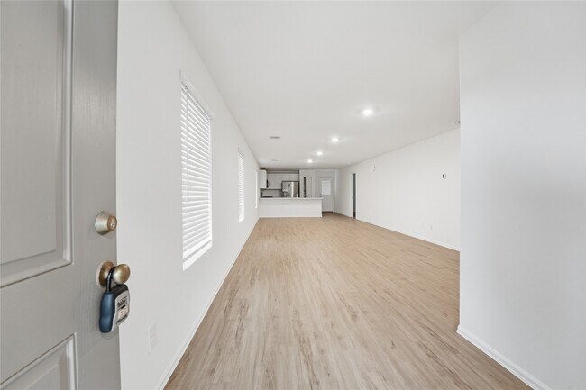 Photo - 213 Rustic Ridge Cir