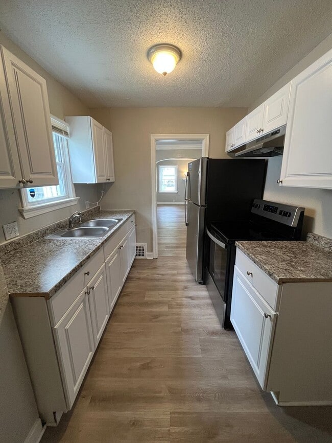 Photo - 6126 S Benton Ave