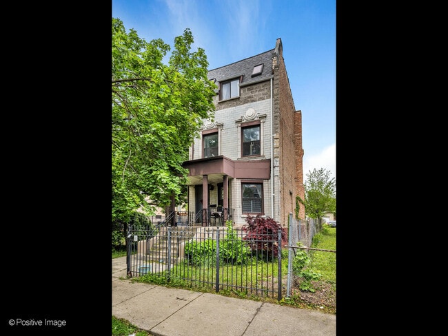 Photo - 3524 W Adams St House