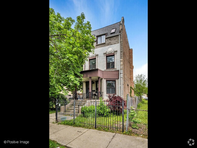 Building Photo - 3524 W Adams St Rental