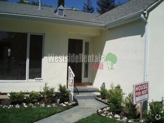 Building Photo - 1441 Roxbury Dr Rental
