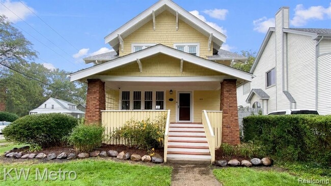 Photo - 620 W 4th St