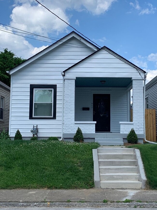 Beautiful 2 Bedroom 1 Bath, Newly Updated! - Beautiful 2 Bedroom 1 Bath, Newly Updated! House