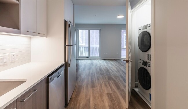 Photo - 50 Rogers St Unit 512