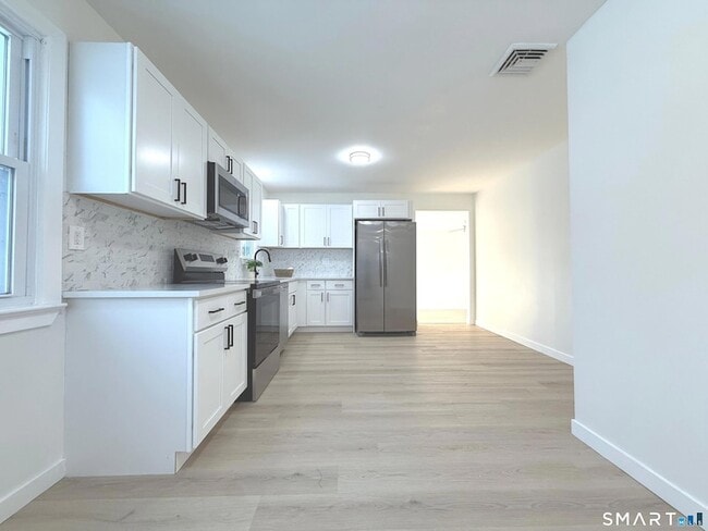 Photo - 275 Dayton Rd