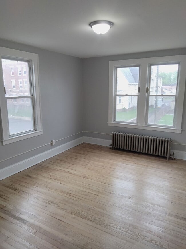 Photo - 76 Kibbe St Unidad 2 Rental
