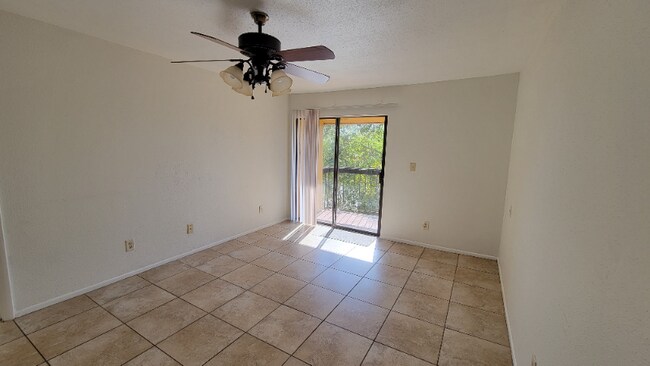 Photo - 2937 Winkler Ave Unit 1222