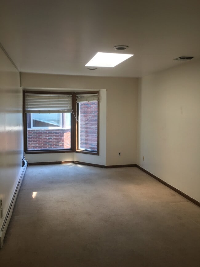 Photo - 350 E Harriet Ave Unit 2