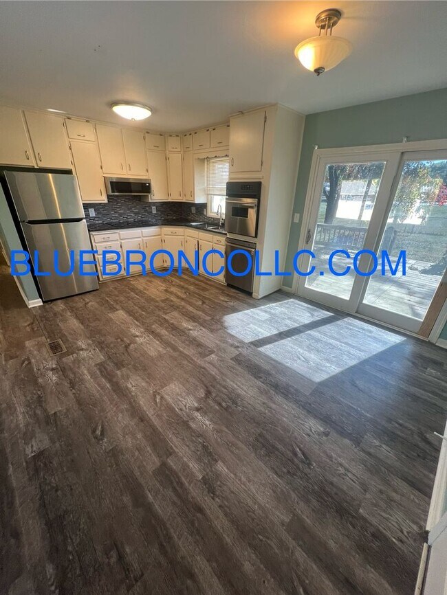 Beautiful newly remodeled house in a great... House Rental in Kansas