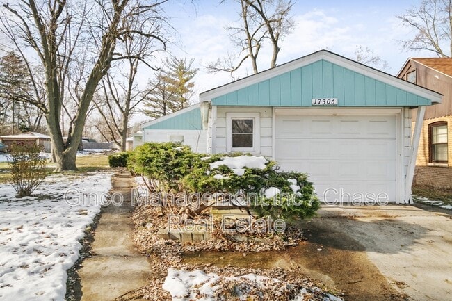 Building Photo - 17306 Holmes Ave
