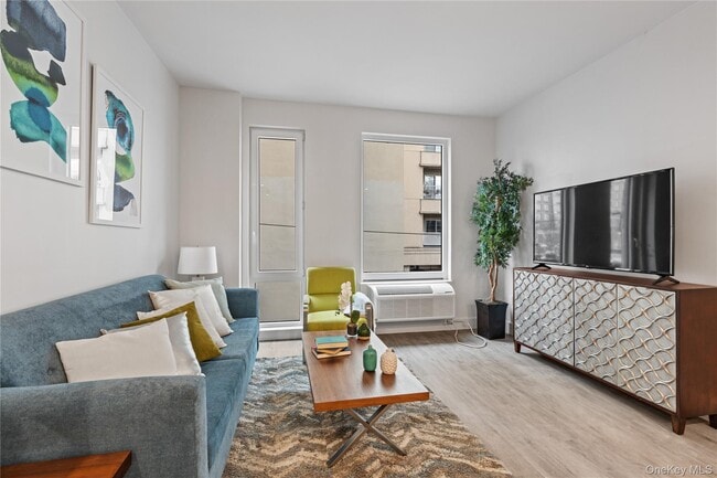 Photo - 40 Westchester Pl Unit 302