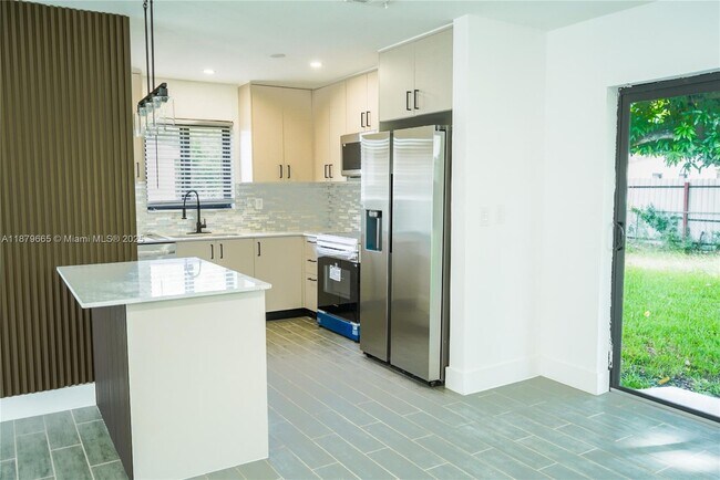 Photo - 18711 NW 32 Ct