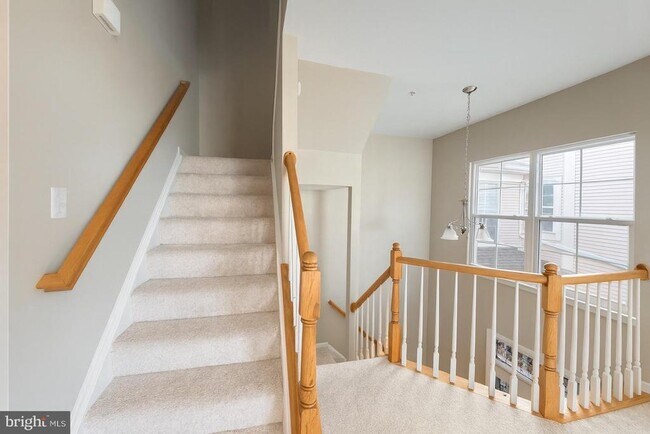 Photo - 44180 Shady Glen Terrace