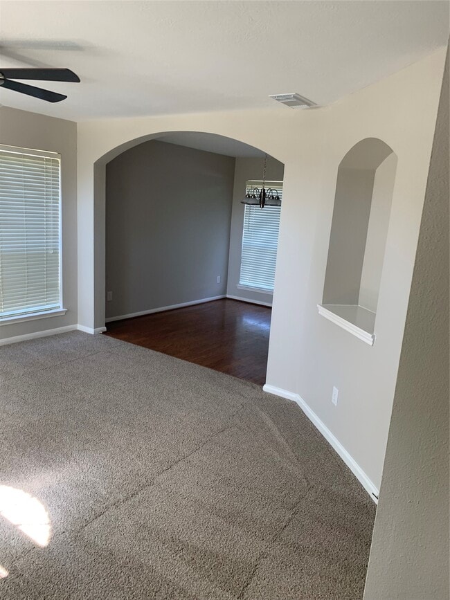 Photo - 1606 Misty Fawn Ln