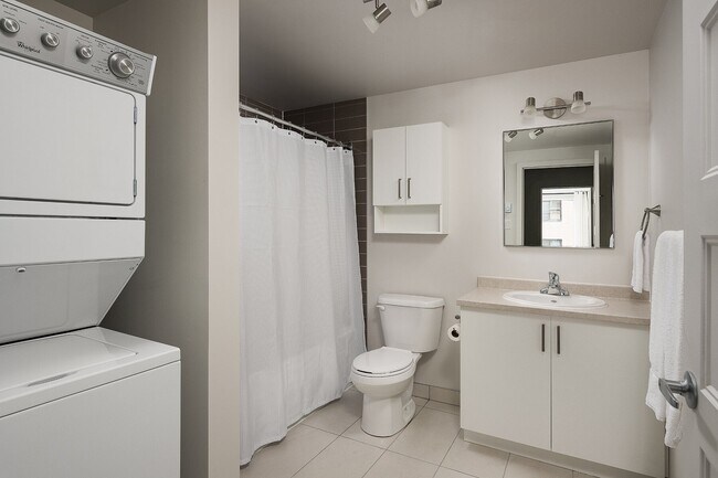 Photo - 2085 Av Av Papineau, Unit 102