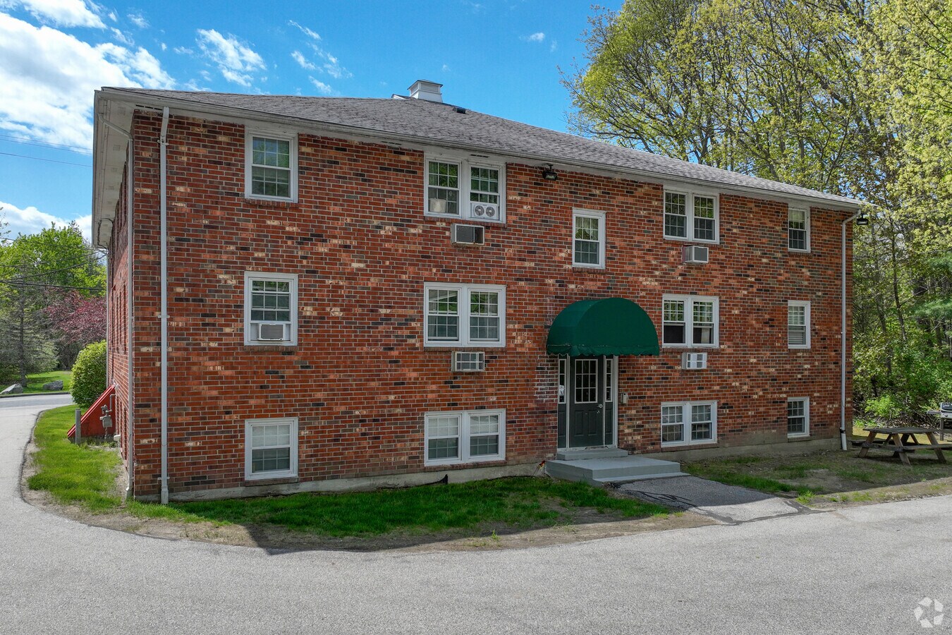 Edificio alternativo - 26-38 Ernest Ave