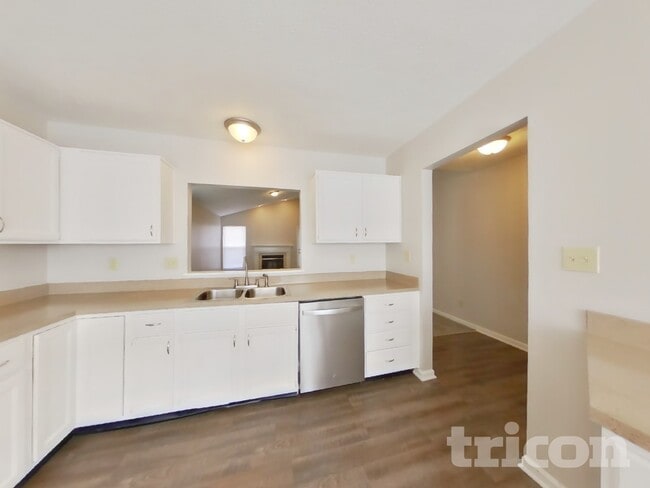 Photo - 6028 Hayford Ct