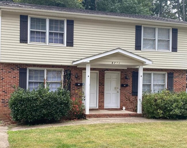 Building Photo - Charming 2BR, Two-Story Duplex Rental