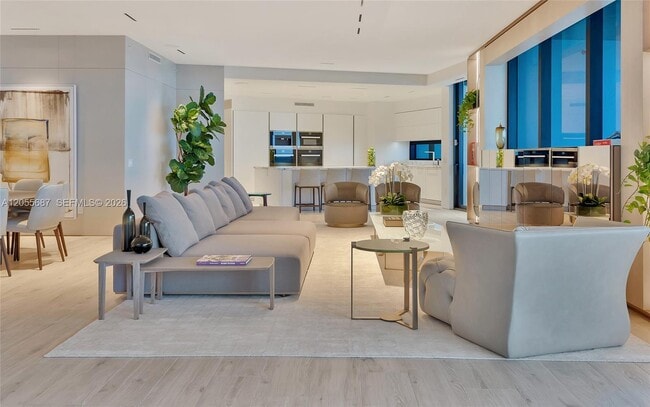 Building Photo - 18555 Collins Ave Unit 4705