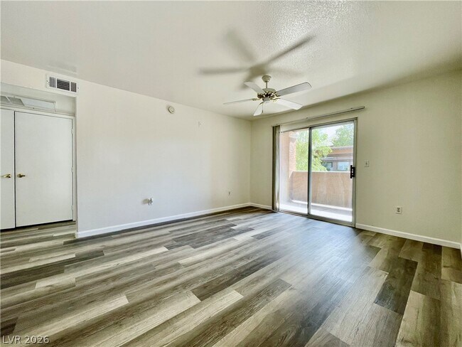 555 E Silverado Ranch Blvd Unit 1014