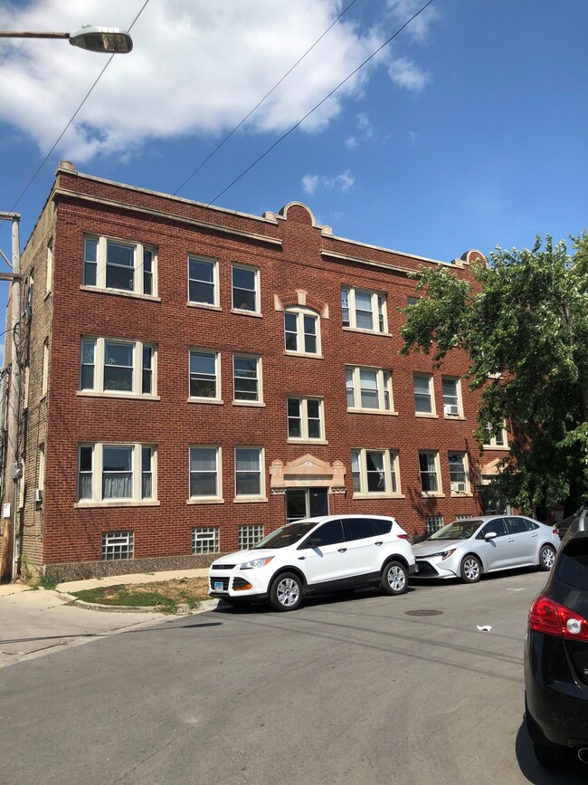Photo - 5964 N Paulina St Unidad first