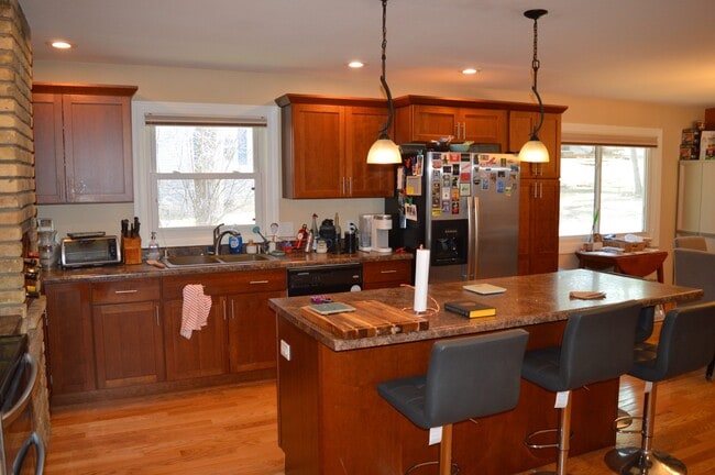 Photo - 17 Dumont Cir