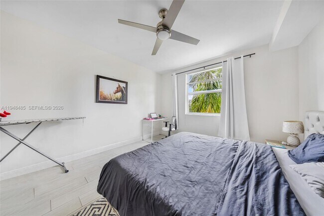 Photo - 17145 N Bay Rd Unit 4506