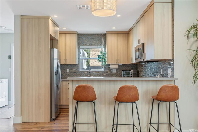 Photo - 8034 Airlane Ave