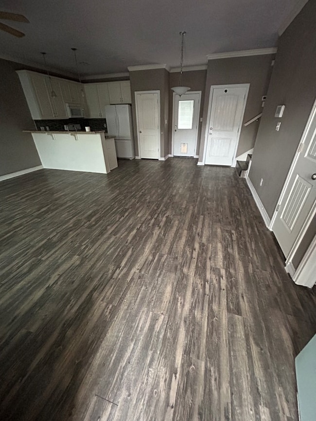 Photo - 7221 Barksdale Ln