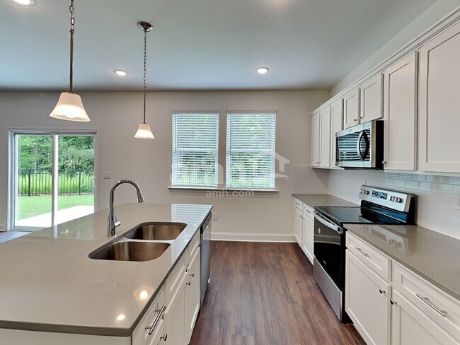 Photo - 3741 Blackshear Pl