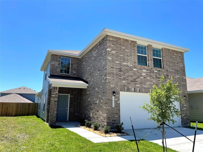 Building Photo - 25530 Valverdant Ct