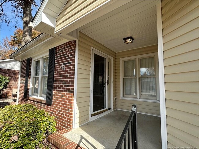 Photo - 2678 Rivercliff Rd