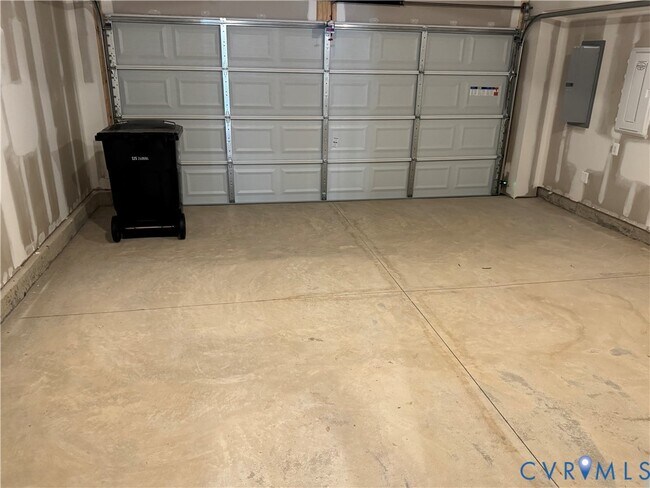 Photo - 9479 Pinkman Rd