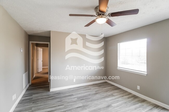 Photo - 109 Colbert Blvd