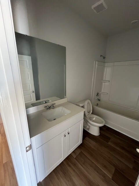 Photo - 2037 Osprey Isle Ln SW