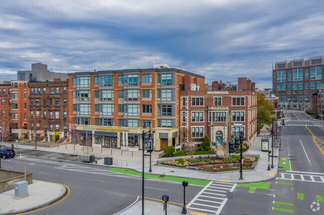 Gateway Boston - Gateway Boston Apartments
