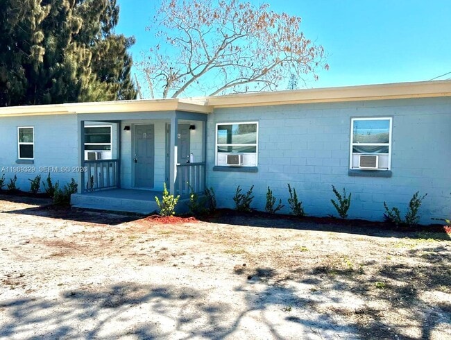 Building Photo - 1308 N 21st St Unit B