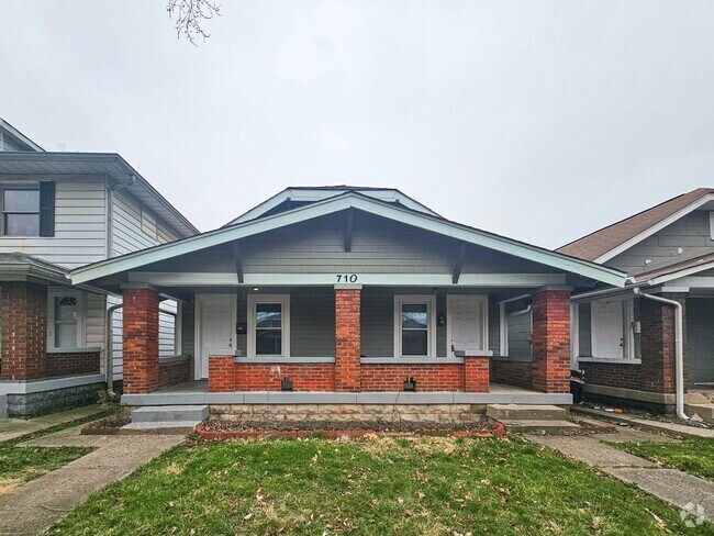 Building Photo - 712-712 N Bosart Ave Unit 710 N Bosart Rental