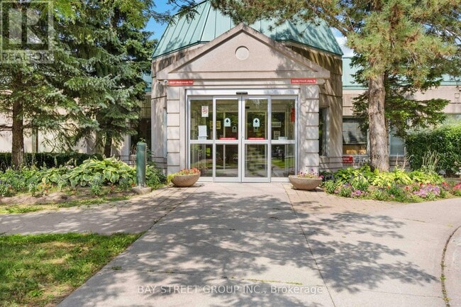 Photo - 5039 Finch Ave E Unit 107
