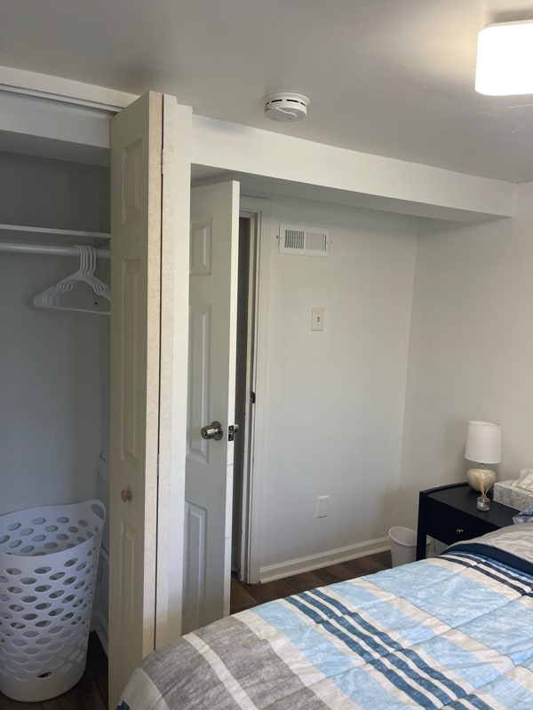 Photo - 4926 W Medill Ave