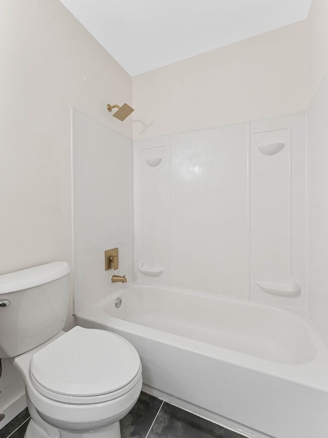 Photo - 7 Andrea Dr Unit A