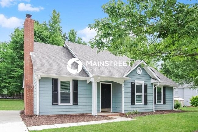 Photo - 3 Bedroom Pet-Friendly Home in CHARLOTTE, NC with Main Street Renewal